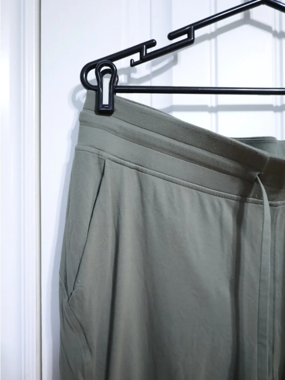 Lululemon Ready to Rulu High-Rise Cropped Jogger Grey Sage Womens Size 14 - Picture 4 of 8